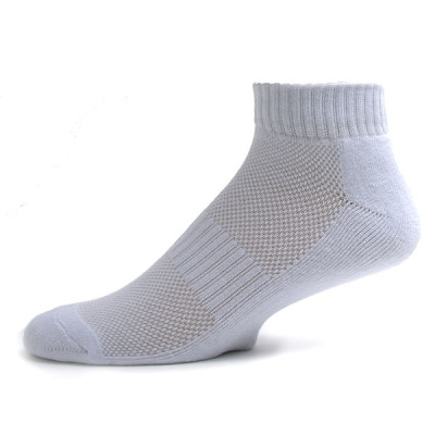 Running Mate Men's Quarter Socks - 3 Pairs - Solid White